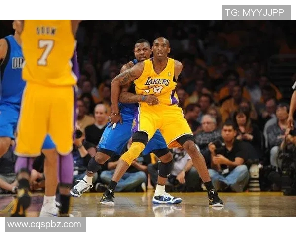 2011年湖人与小牛季后赛第三场激战回顾与精彩瞬间分析